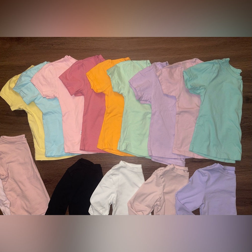 Solid Colored Short & Long Sleeve T-Shirt Bundle (3T) - Picture 2 of 7